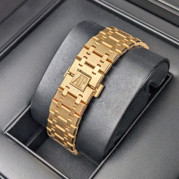 Audemars Piguet 26320BA.OO.1220BA.02 Royal Oak Chronograph 41mm Blue Dial - Image 7