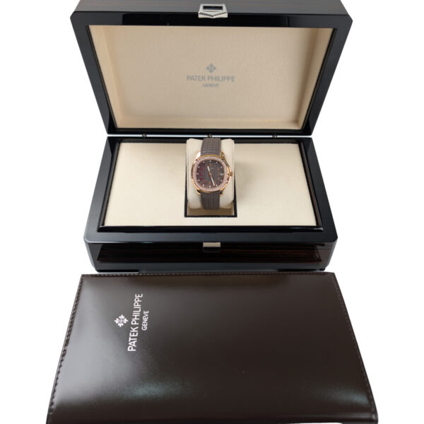 Patek Philippe Aquanaut 5268/200R-010 Rose Gold Diamond Bezel - Image 7