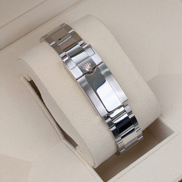 Rolex Cosmograph Daytona 116506 Aftermarket Bezel and Dial - Image 6